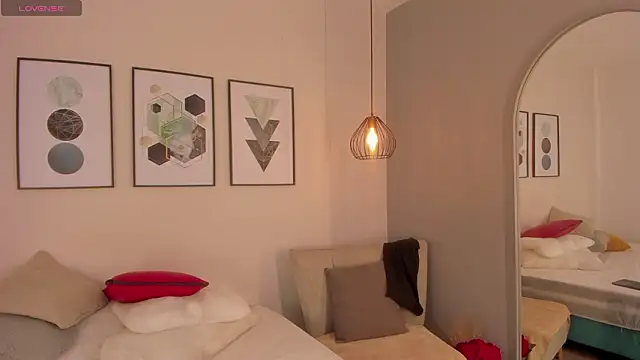 MadisonJackson  online show from March 24, 2026, 11:59 am