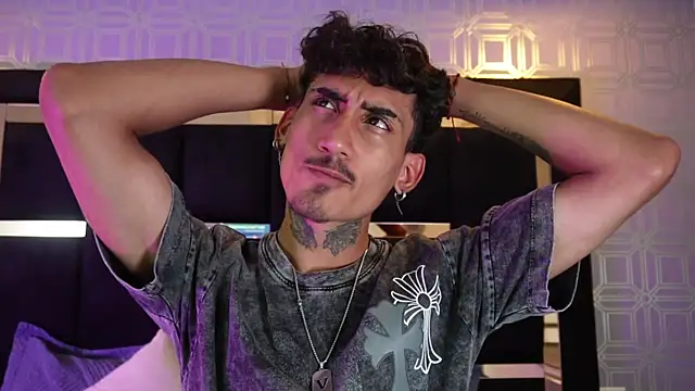 Dark Eros  online show from March 14, 2026, 7:41 pm