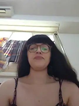 Mommynatrix online show from May 27, 2026, 1:52 pm