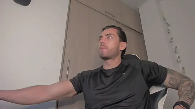 Axel  Blaze online show from April 1, 2026, 12:50 pm