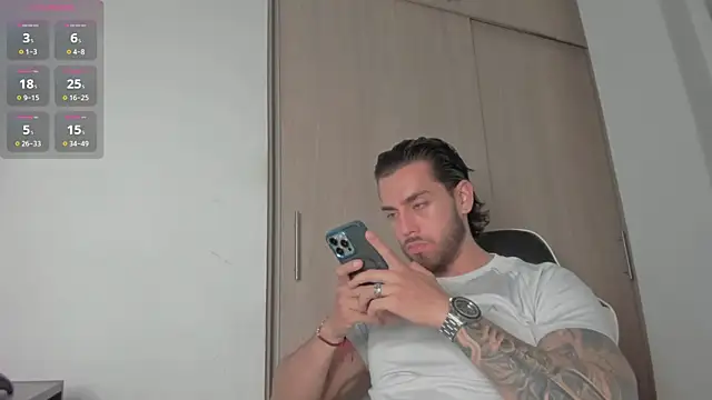 Snapshot of Axel__Blaze chatting on July 17, 2026, 1:51 pm Axel Blaze online show from July 17, 2026, 1:51 pm