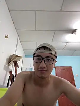 Snapshot of Gonzalogz chatting on April 5, 2026, 7:00 pm Gonzalogz online show from April 5, 2026, 7:00 pm