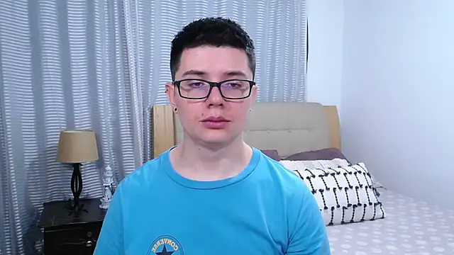 BlackFoXXX69 online show from April 18, 2026, 6:23 pm