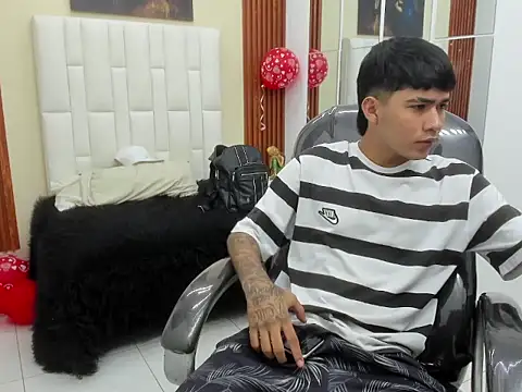 Snapshot of Thiago_collinss chatting on February 24, 2026, 11:03 pm Thiago collinss online show from February 24, 2026, 11:03 pm