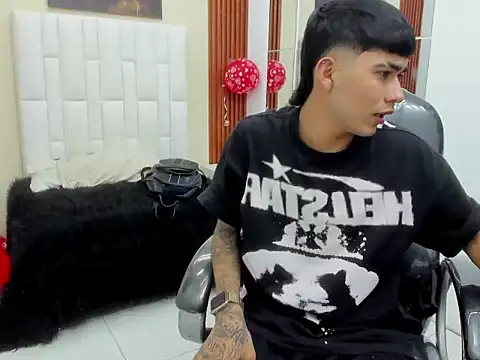 Snapshot of Thiago_collinss chatting on March 1, 2026, 10:34 pm Thiago collinss online show from March 1, 2026, 10:34 pm