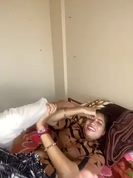 Snapshot of LOVELUST02 chatting on March 29, 2026, 8:36 am LOVELUST02 online show from March 29, 2026, 8:36 am