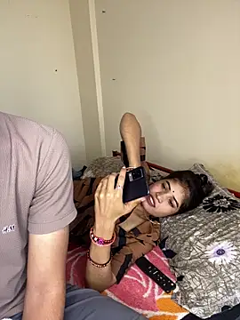 Snapshot of LOVELUST02 chatting on April 2, 2026, 5:27 am LOVELUST02 online show from April 2, 2026, 5:27 am