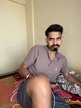 Snapshot of LOVELUST02 chatting on April 3, 2026, 3:59 am LOVELUST02 online show from April 3, 2026, 3:59 am