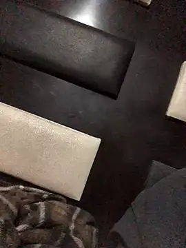 Elsolo2 online show from March 13, 2026, 5:58 am