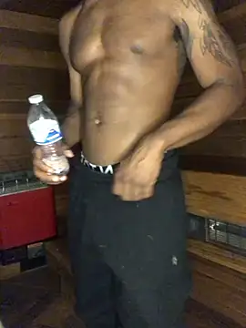 EricSwainn901 online show from May 21, 2026, 8:43 am