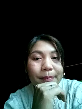Snapshot of Linhna20 chatting on March 10, 2026, 10:53 am Linhna20 online show from March 10, 2026, 10:53 am