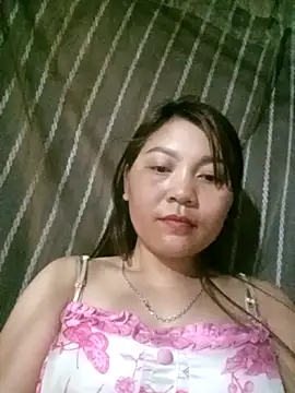 Snapshot of Linhna20 chatting on March 21, 2026, 6:11 pm Linhna20 online show from March 21, 2026, 6:11 pm