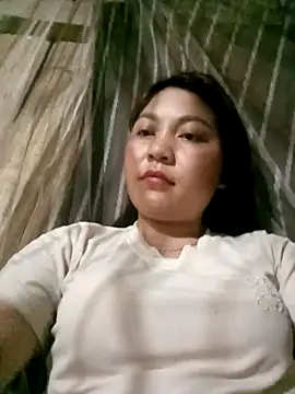 Snapshot of Linhna20 chatting on March 22, 2026, 5:05 pm Linhna20 online show from March 22, 2026, 5:05 pm
