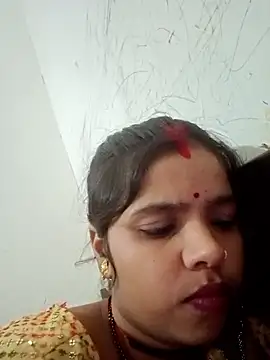 Hot chani online show from March 27, 2026, 8:26 am