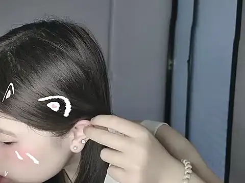 Snapshot of F-Yihao chatting on March 9, 2026, 5:22 am F-Yihao online show from March 9, 2026, 5:22 am