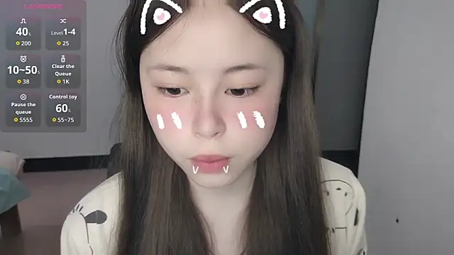 Snapshot of F-Yihao chatting on March 28, 2026, 6:40 pm F-Yihao online show from March 28, 2026, 6:40 pm