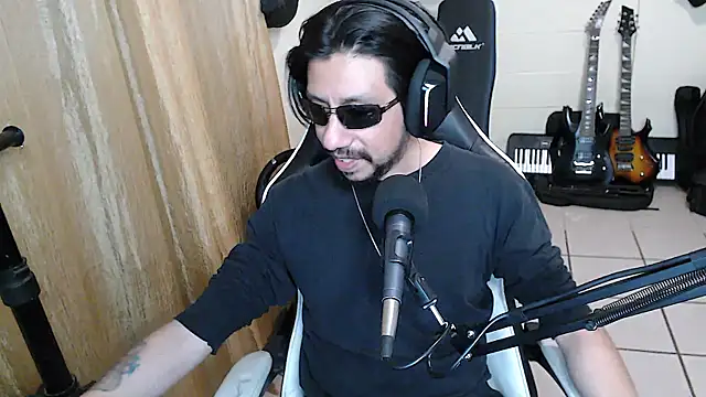 AntuanSV online show from March 29, 2026, 3:39 am