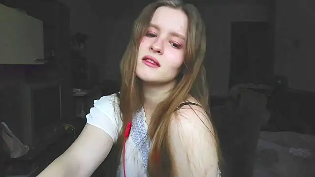 Adelinevibe online show from February 26, 2026, 7:07 am