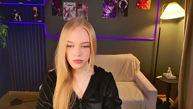 Snapshot of Dear_Tessa chatting on February 27, 2026, 12:38 pm Dear Tessa online show from February 27, 2026, 12:38 pm