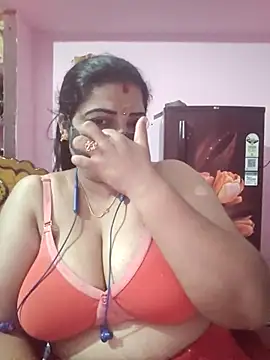 Snapshot of tamil_lathikaaa chatting on May 1, 2026, 5:06 pm tamil lathikaaa online show from May 1, 2026, 5:06 pm