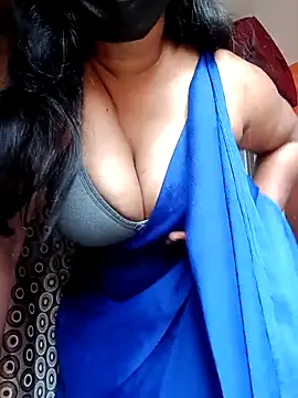 sexyladdupilla online show from April 9, 2026, 8:53 am