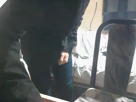 Snapshot of baddboy19 chatting on June 12, 2026, 4:11 am baddboy19 online show from June 12, 2026, 4:11 am