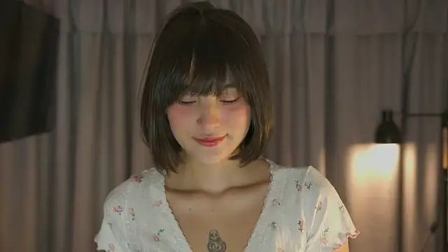 AitanaJhons  online show from April 19, 2026, 10:47 am