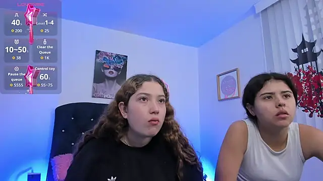 valeria and zoe online show from March 31, 2026, 1:44 pm