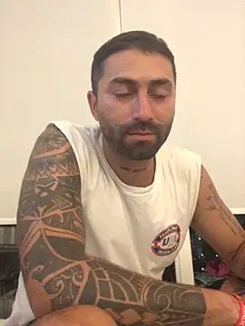 sebitamillo91 online show from March 3, 2026, 11:32 pm