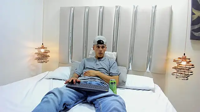 Ethan Wolfe online show from February 27, 2026, 6:02 am