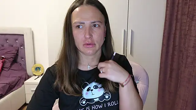 xxxPlayboydollxxx online show from April 7, 2026, 5:57 pm