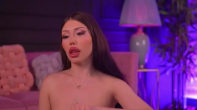 AlessiaNoire online show from June 24, 2026, 5:56 pm