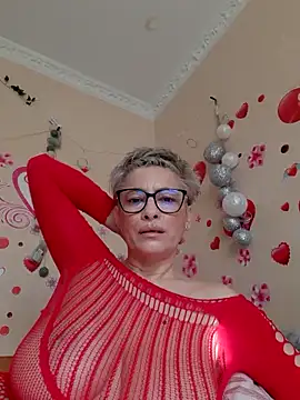 LunaBlaise online show from March 3, 2026, 8:31 am