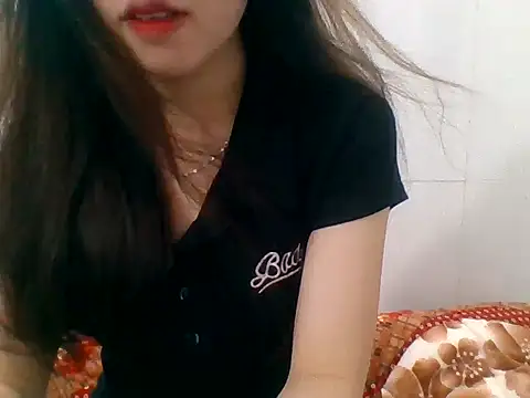 Snapshot of kiraa-007 chatting on May 6, 2026, 1:16 pm kiraa-007 online show from May 6, 2026, 1:16 pm