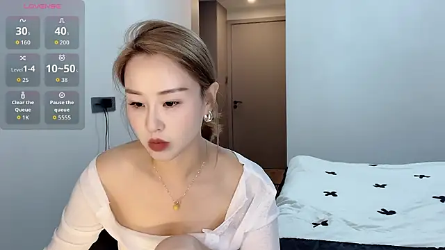 Snapshot of xiaolu-686 chatting on May 7, 2026, 3:17 pm xiaolu-686 online show from May 7, 2026, 3:17 pm