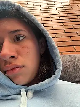 Snapshot of LilyRossi_ chatting on June 15, 2026, 12:18 pm LilyRossi online show from June 15, 2026, 12:18 pm