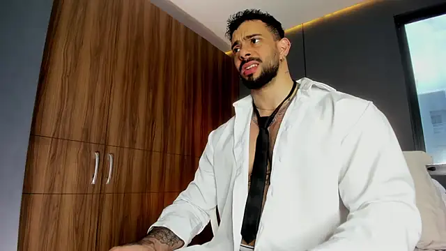 Snapshot of massimo_visconti chatting on March 15, 2026, 2:56 pm massimo visconti online show from March 15, 2026, 2:56 pm