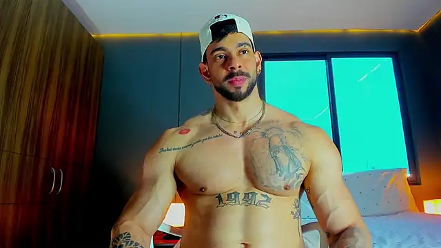 Snapshot of massimo_visconti chatting on March 27, 2026, 2:39 pm massimo visconti online show from March 27, 2026, 2:39 pm