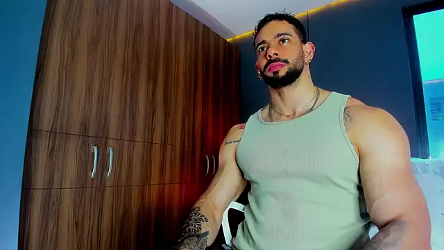 Snapshot of massimo_visconti chatting on March 31, 2026, 2:28 pm massimo visconti online show from March 31, 2026, 2:28 pm