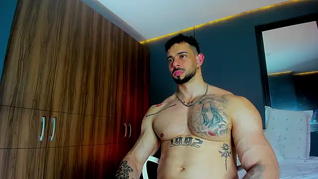 Snapshot of massimo_visconti chatting on April 2, 2026, 3:37 am massimo visconti online show from April 2, 2026, 3:37 am