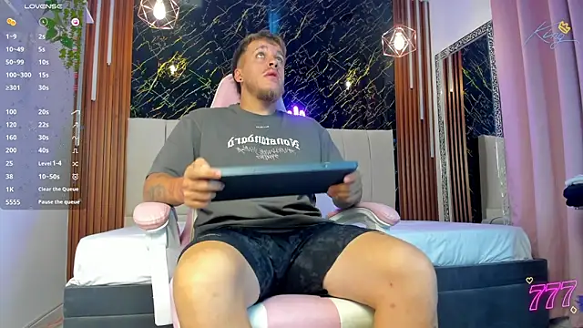 keane lee  online show from April 24, 2026, 12:07 pm