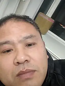 wanggang880903 online show from March 3, 2026, 11:38 am