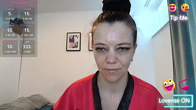 Snapshot of Yana-XX chatting on June 30, 2026, 3:35 pm Yana-XX online show from June 30, 2026, 3:35 pm