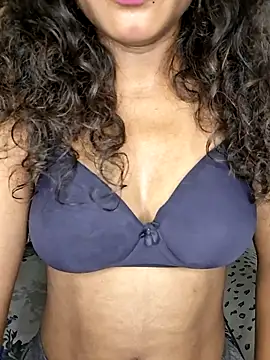 Snapshot of Akni_ chatting on May 9, 2026, 6:13 pm Akni online show from May 9, 2026, 6:13 pm