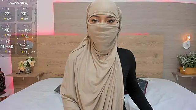  jennaa online show from March 26, 2026, 8:14 pm