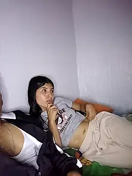 May and Noah online show from April 9, 2026, 10:37 pm