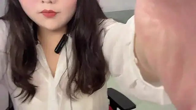 Susu-36E online show from May 12, 2026, 1:08 pm