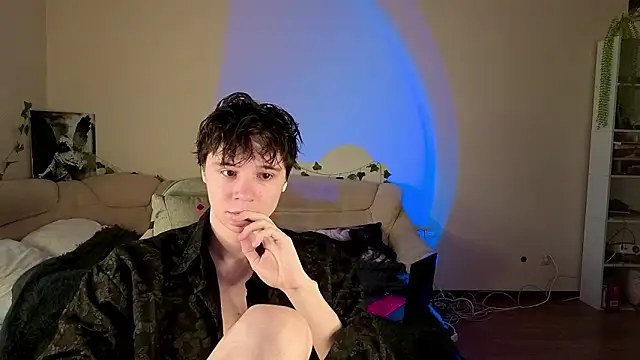 Snapshot of AnthonyCuutie chatting on March 7, 2026, 5:37 am AnthonyCuutie online show from March 7, 2026, 5:37 am