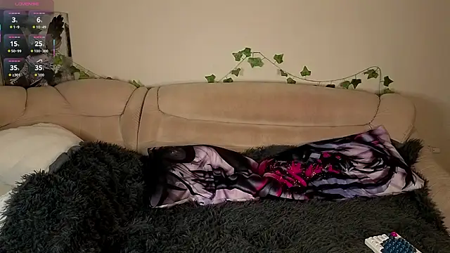 Snapshot of AnthonyCuutie chatting on March 8, 2026, 6:12 pm AnthonyCuutie online show from March 8, 2026, 6:12 pm