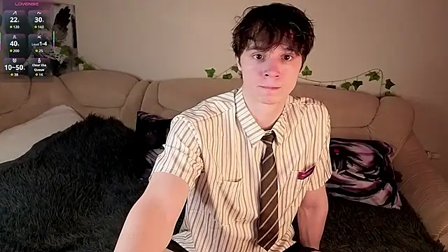 Snapshot of AnthonyCuutie chatting on March 12, 2026, 6:14 pm AnthonyCuutie online show from March 12, 2026, 6:14 pm